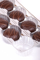 Small chocolate cakes
