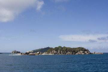 Fototapeta na wymiar Island in the Seychelles