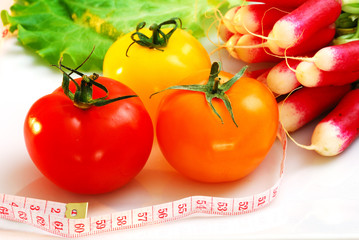 Radis et tomates pour le régime
