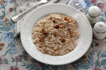 Risotto ai funghi chiodini - Primi piatti del veneto
