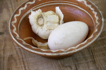Knoblauch und Ei
