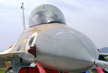 Fototapeta na wymiar Izraelska F16 samolot