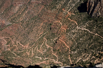 Blick vom Maricopa Point auf den Bright Angel Trail