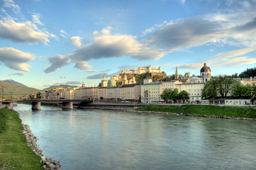 Promenade Salzburgufer