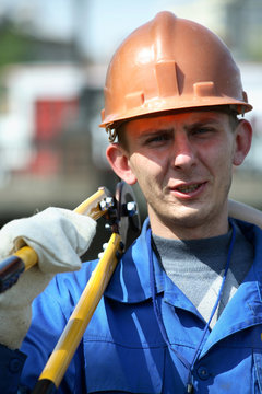 Electrical worker