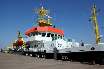 service boat
