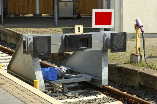 Prellbock bei der Bahn