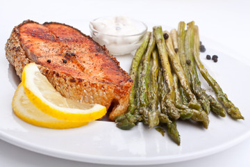 salmon with asparagus, lemon and sauce