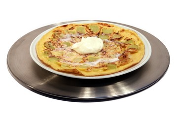 Rhabarberpfannkuchen mit Quark