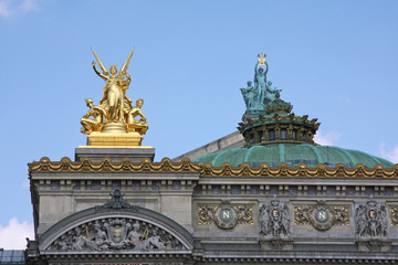 Fototapeta na wymiar opéra de paris
