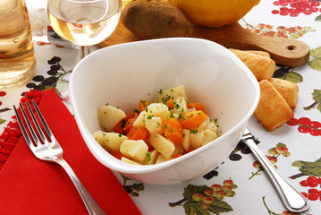 Insalata di patate e carote - Contorni