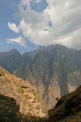 tiger leaping gorge, yunnan, china