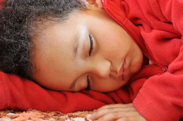 enfant dormant © Danielle Bonardelle