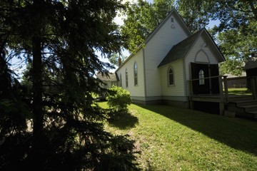 Old-fashioned chapel