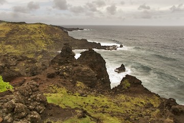 Maui's rugged Northern coastline with horizon in Hawaii, USA..