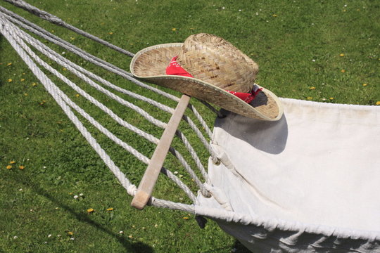 Haengematte im Garten