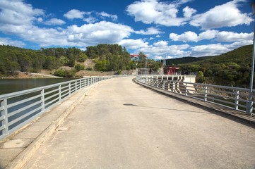 Obraz premium road on dam