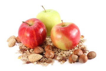 Apples, nuts and cereals