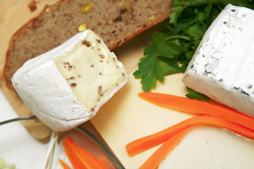 delicatessen cheeses