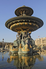 Fototapeta na wymiar Centre d'une fontaine de la Concorde, à Paris en région Île-de-France, France