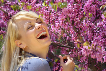 Obraz premium Woman in blossom