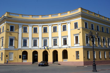 Fototapeta na wymiar Yellow palace