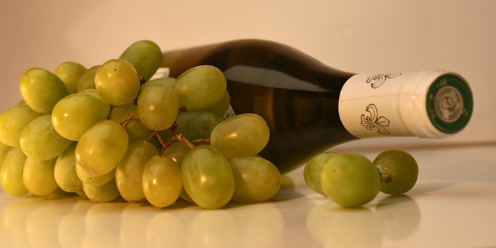 bouteille et raisin