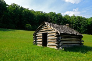 Revolutionary War log cabin