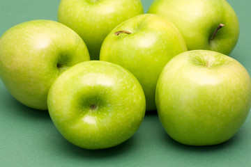 green apples
