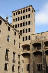 Fototapeta na wymiar Ancient Buildings at the Placa Reial in Barcelona, Spain