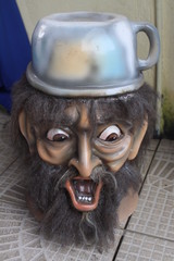 marionnette géante de défilé costa rica pirate