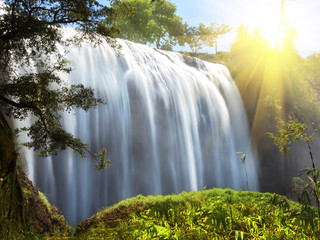 Elephant waterfall © Olga Khoroshunova