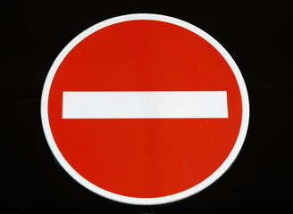 one way road sign