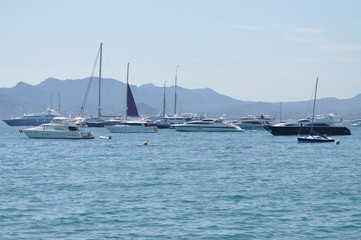 b&acirc;teaux de luxe