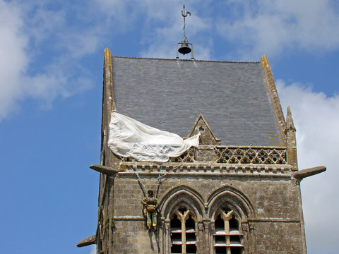 Sainte-M&egrave;re Eglise - Parachutiste