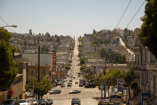 Blick auf die Strassen von San Francisco und die alten Häuser