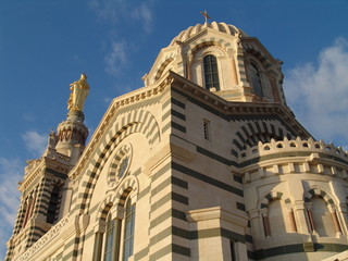 Fototapeta na wymiar Notre Dame de la Garde