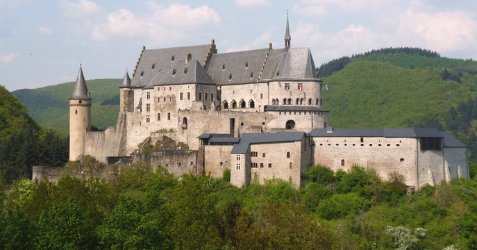Burg "Vianden"