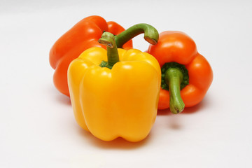 orange gelbe paprika