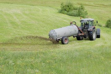 Gülle ausbringen © Netzer Johannes