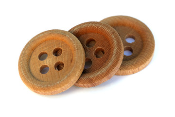 boutons en bois brut recyclable
