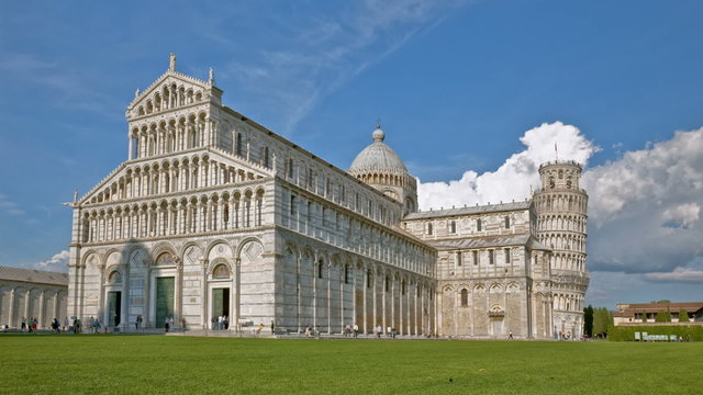 Pisa Zeitraffer bei Tag