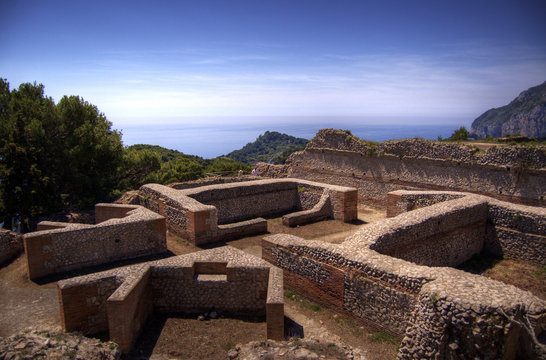 Capri, le rovine di villa jovis