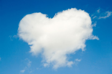 Naklejka na ściany i meble Heart cloud on the blue sky