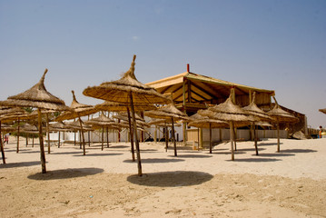 parasols, plage