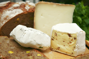 french delicatessen cheeses