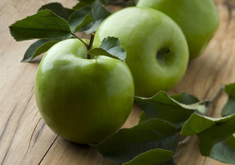 Fototapeta na wymiar green apples