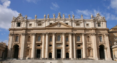 Fototapeta na wymiar Fasada d'immeuble do Rzymu
