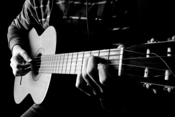 Gitarre spielen