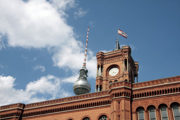 Rothaus und Fernsehturm, Berlin © fanfan